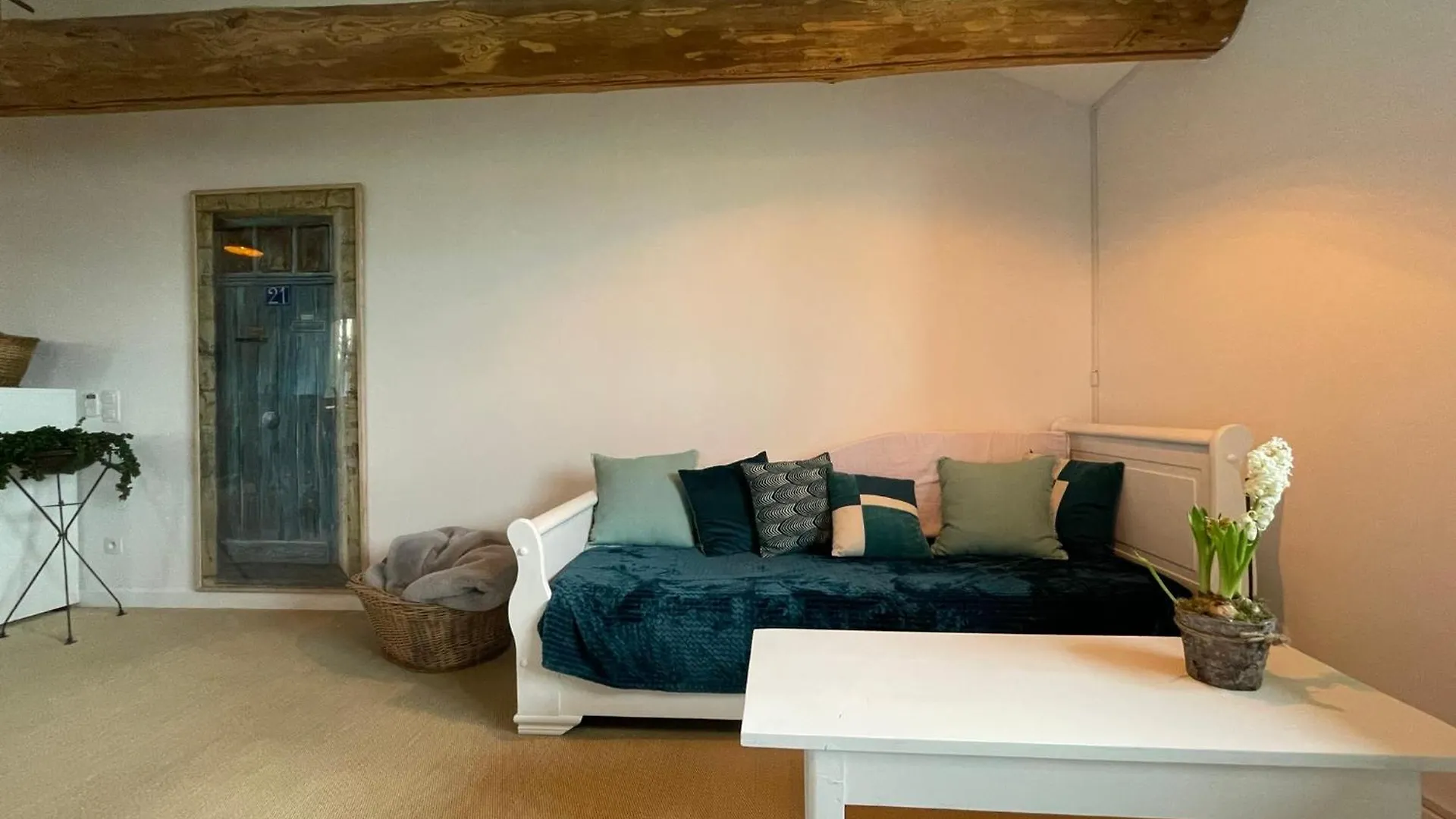 La Grange Aux Hirondelles - Appartement Complet Et Independant Commelle-Vernay