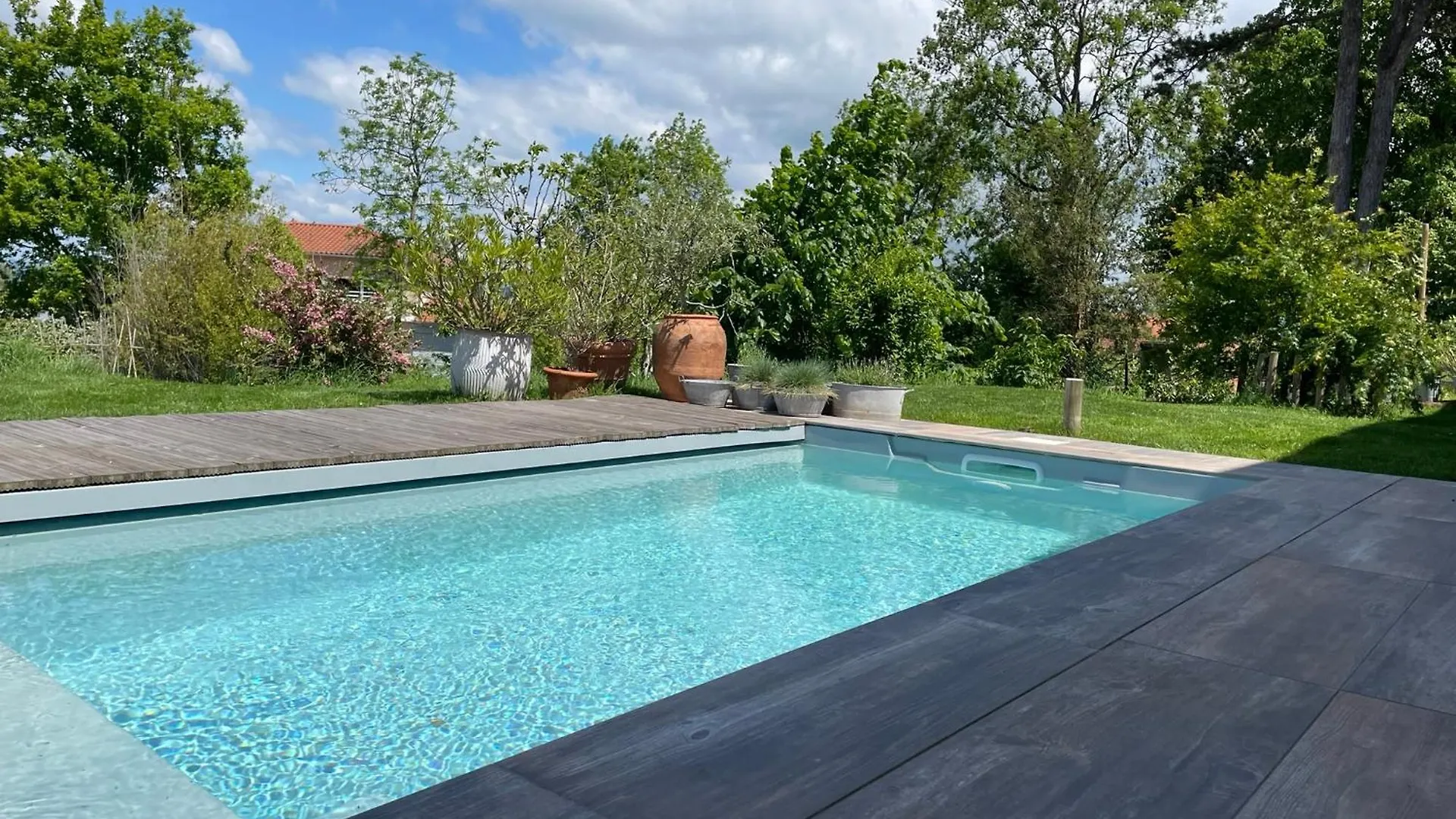 La Grange Aux Hirondelles - Appartement Complet Et Independant Commelle-Vernay France